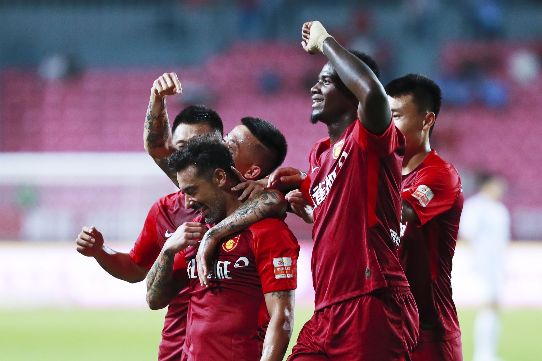 达米安与姆 达米安与姆