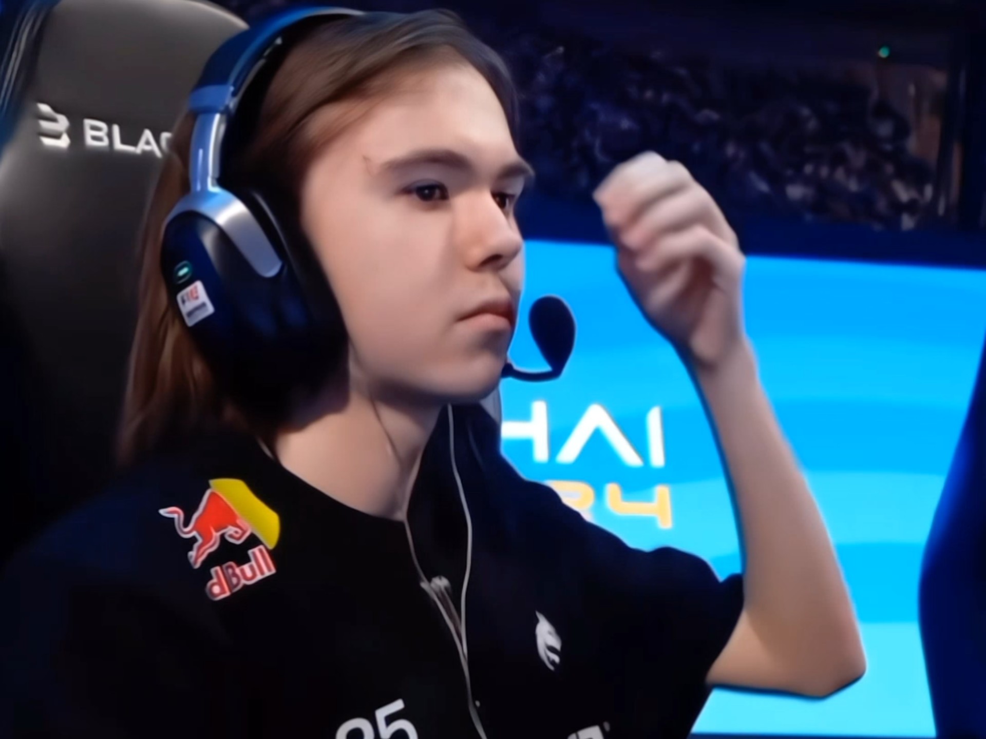 需在禁区线 需在禁区线